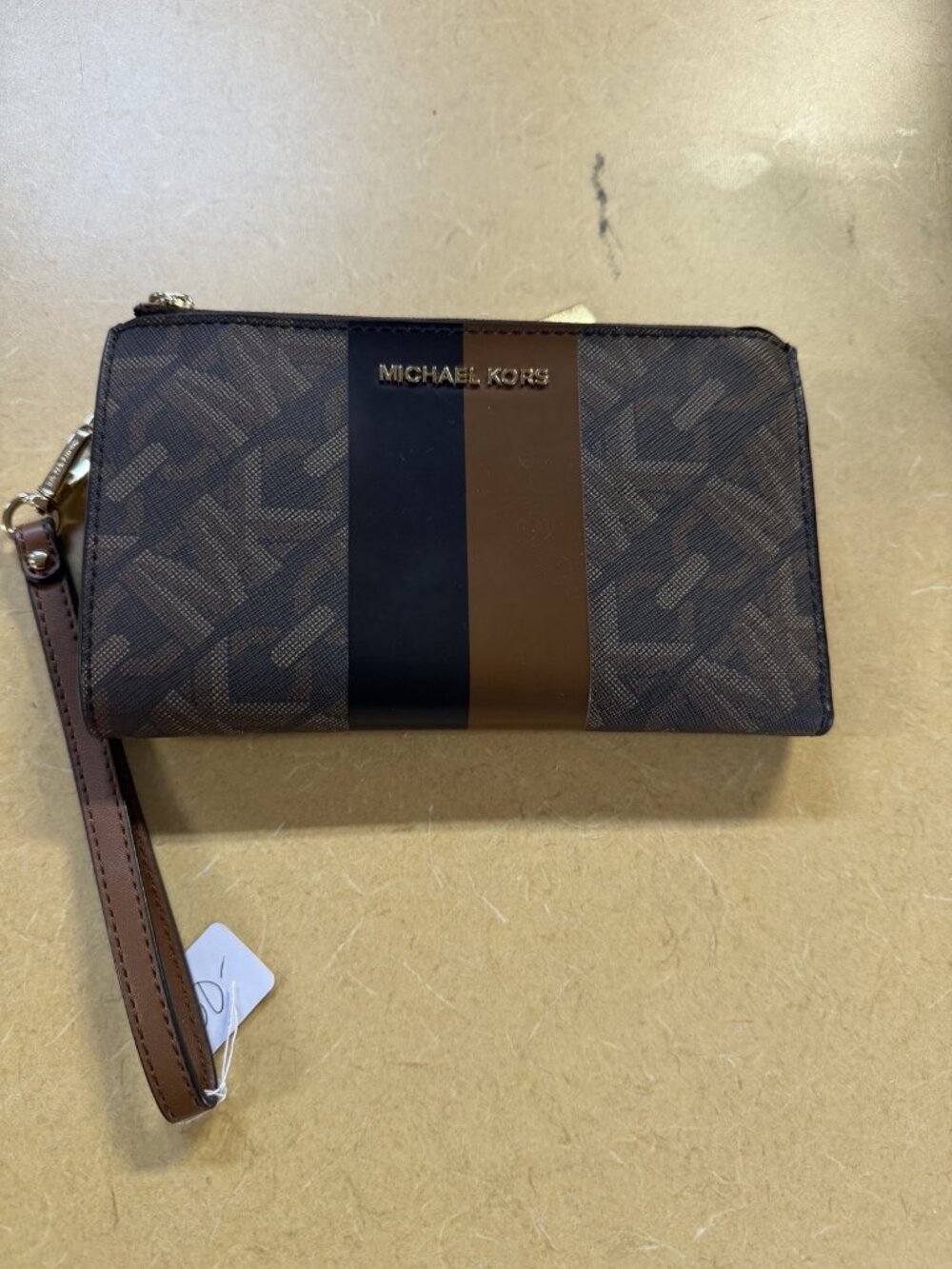Michael Kors Size OSFA Signature Logo Stripe Wristlet Wallet